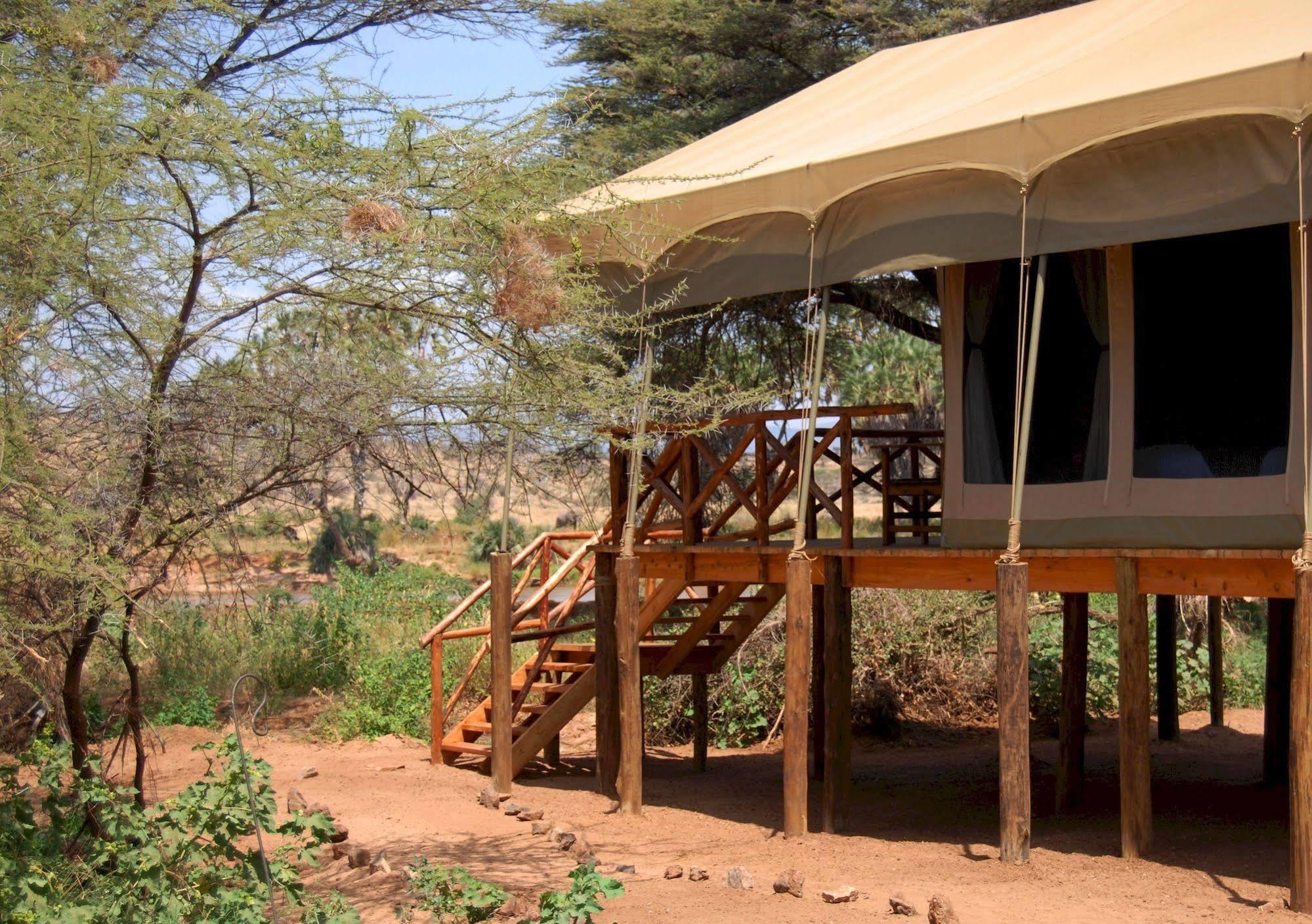Elephant Bedroom Camp - Samburu Archers Post Bagian luar foto
