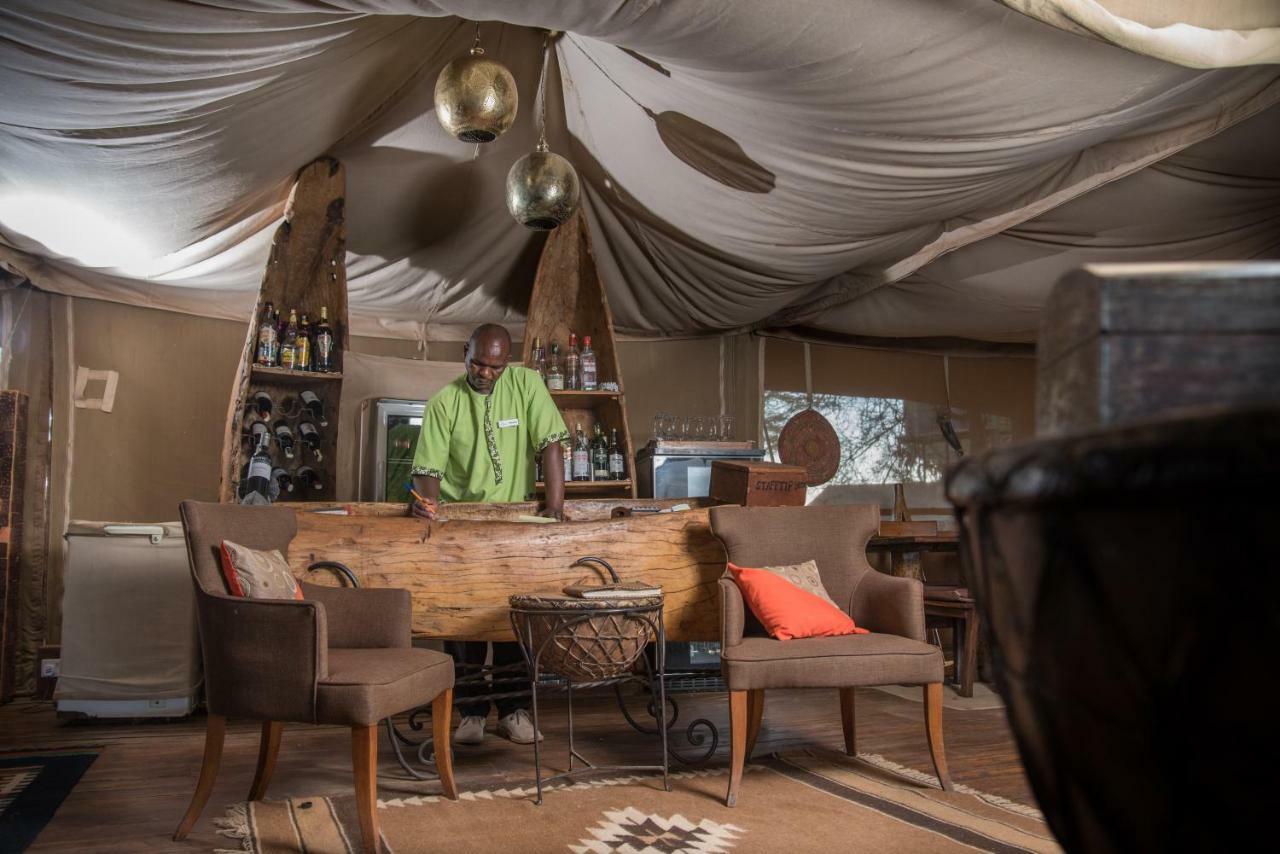 Elephant Bedroom Camp - Samburu Archers Post Bagian luar foto